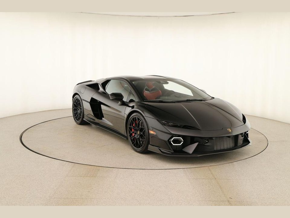 2026 Lamborghini Temerario Base