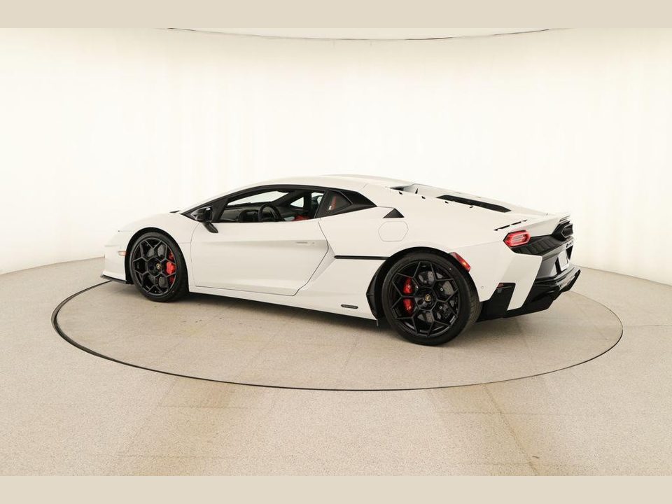 2026 Lamborghini Temerario Base