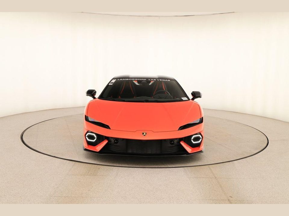 2026 Lamborghini Temerario Base