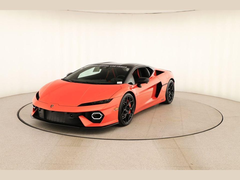 2026 Lamborghini Temerario Base
