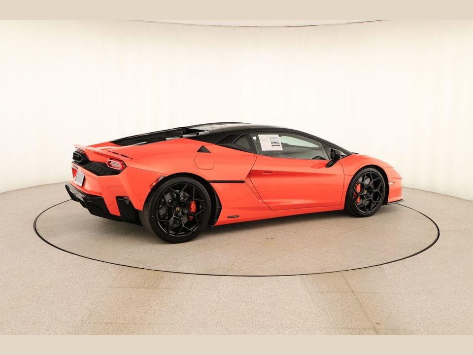2026 Lamborghini Temerario Base