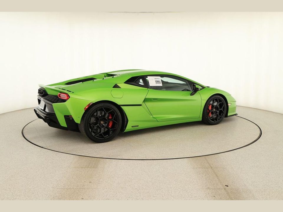 2026 Lamborghini Temerario Base