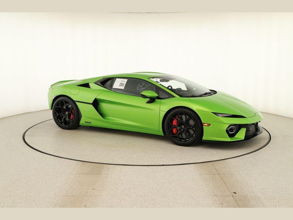 2026 Lamborghini Temerario Base