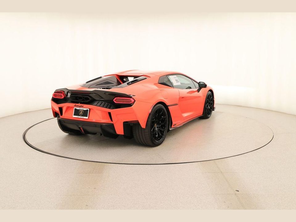 2026 Lamborghini Temerario Base