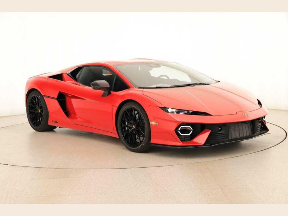 2026 Lamborghini Temerario Base