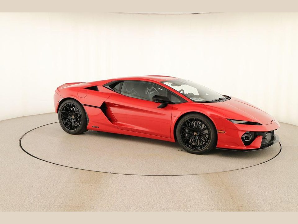 2026 Lamborghini Temerario Base