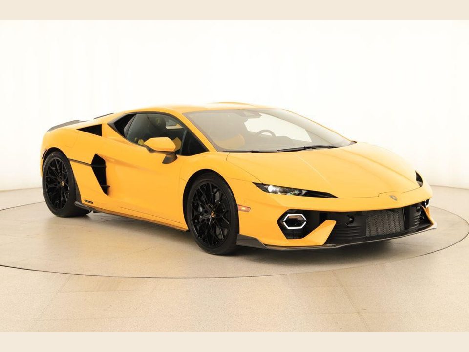 2026 Lamborghini Temerario Base