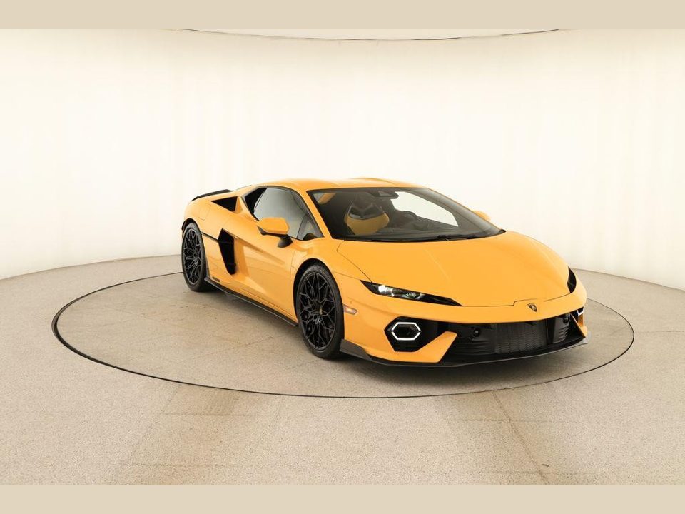 2026 Lamborghini Temerario Base