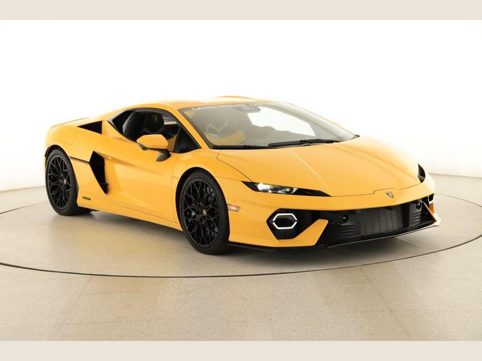 2026 Lamborghini Temerario Base