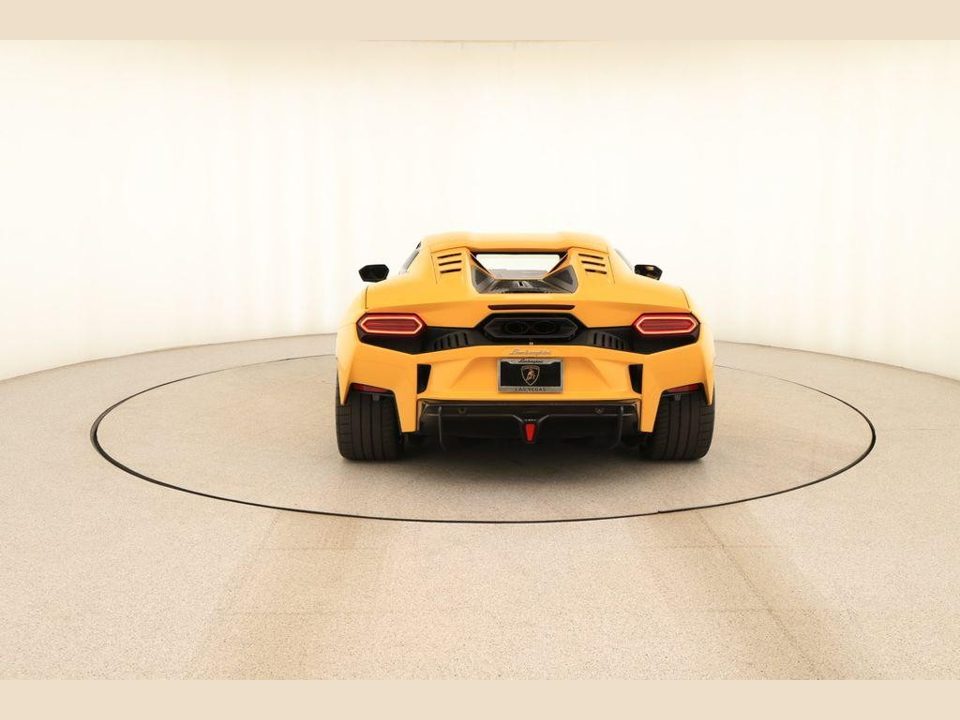 2026 Lamborghini Temerario Base
