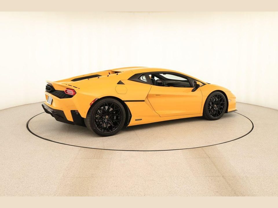 2026 Lamborghini Temerario Base
