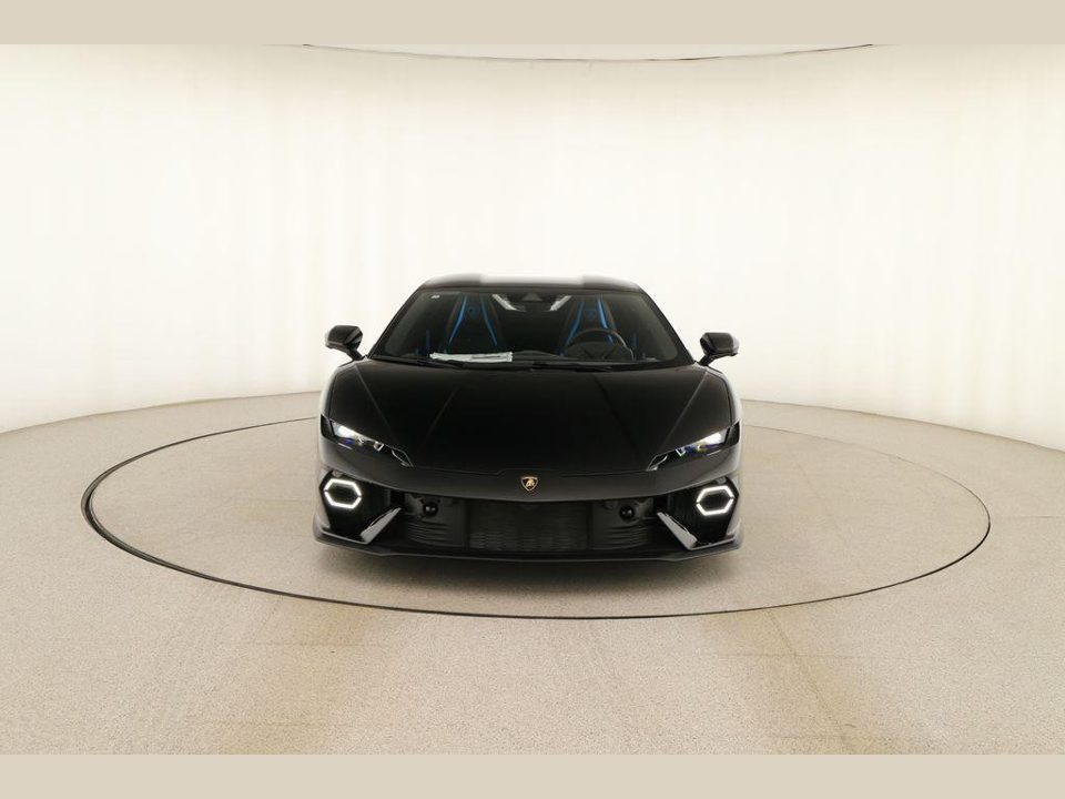 2026 Lamborghini Temerario Base
