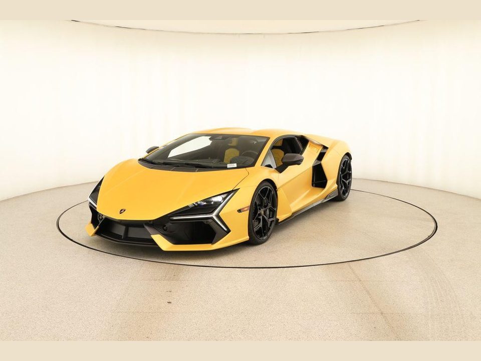 2026 Lamborghini Revuelto Base