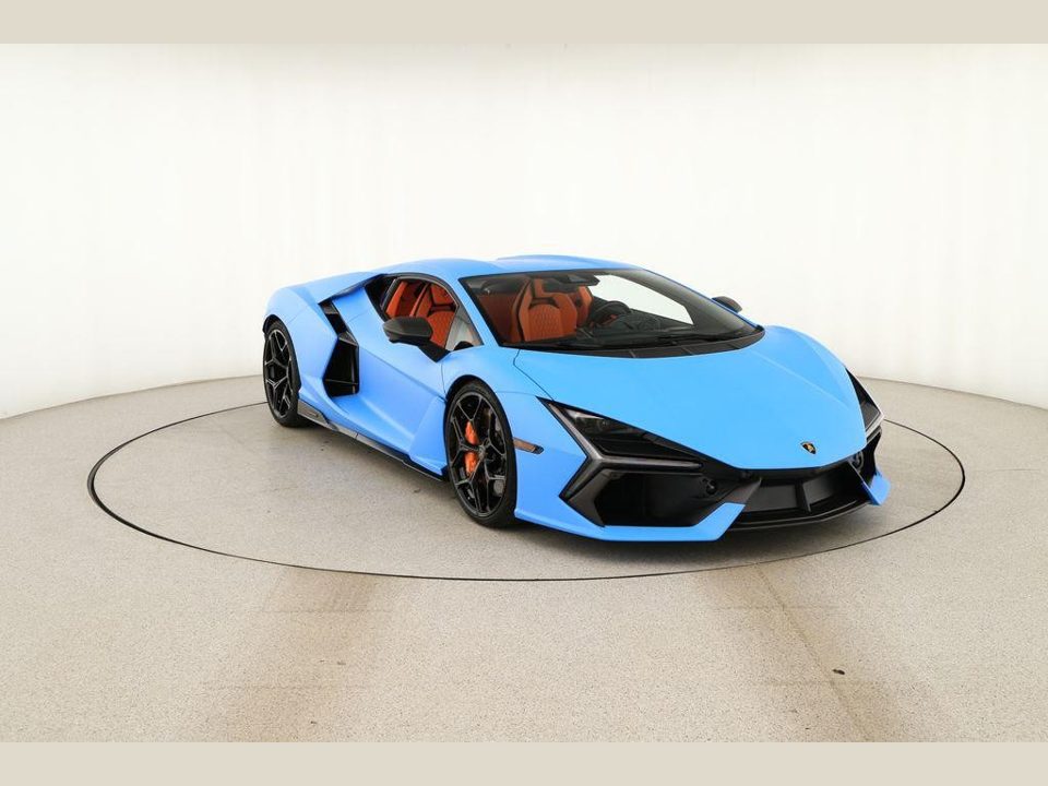 2026 Lamborghini Revuelto Base