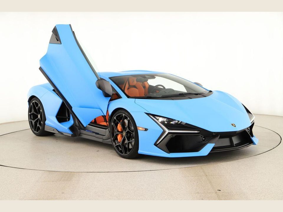 2026 Lamborghini Revuelto Base