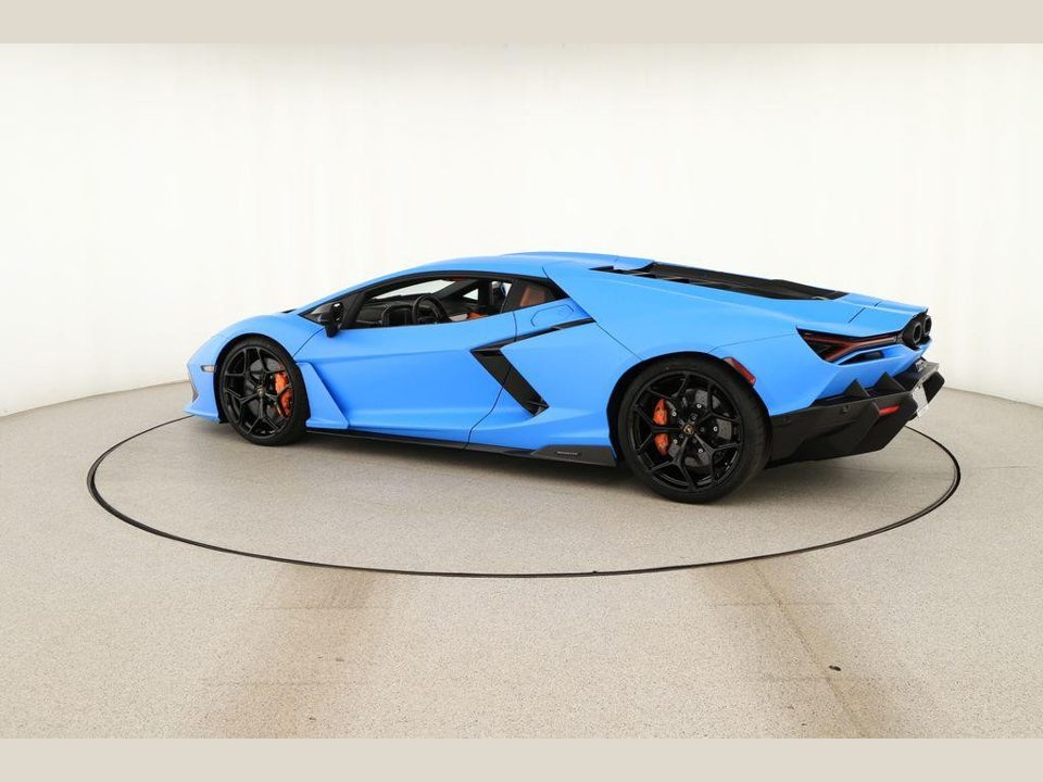 2026 Lamborghini Revuelto Base