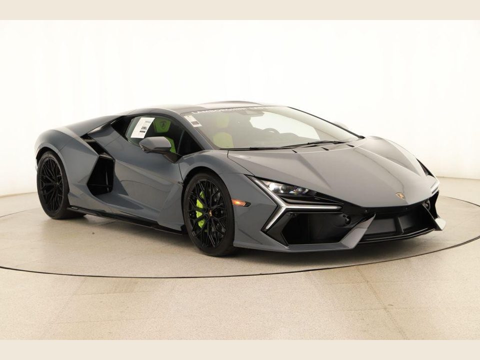 2026 Lamborghini Revuelto Base