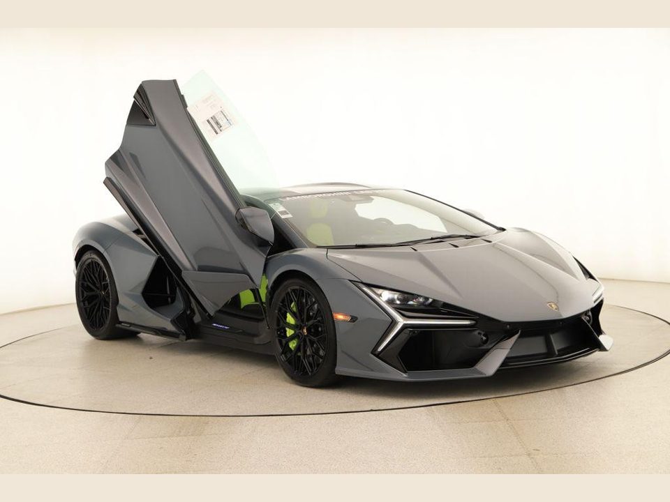 2026 Lamborghini Revuelto Base