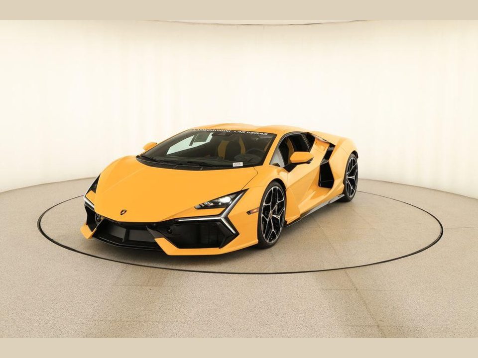 2025 Lamborghini Revuelto Base