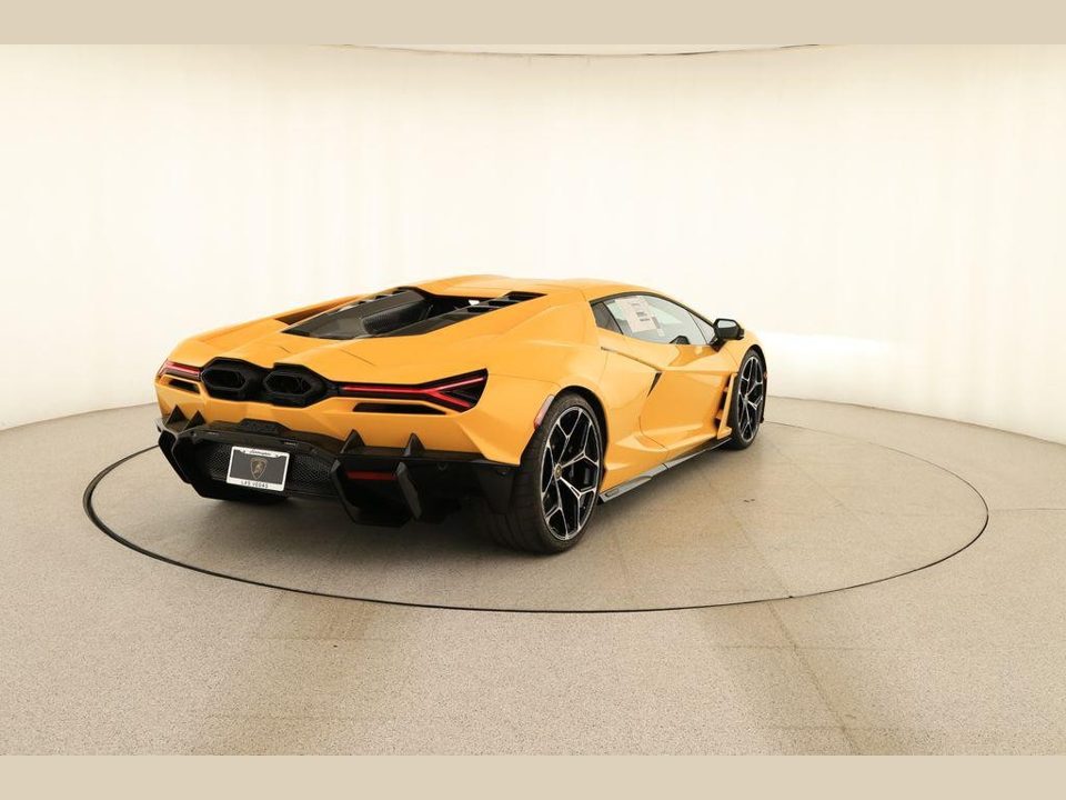 2025 Lamborghini Revuelto Base