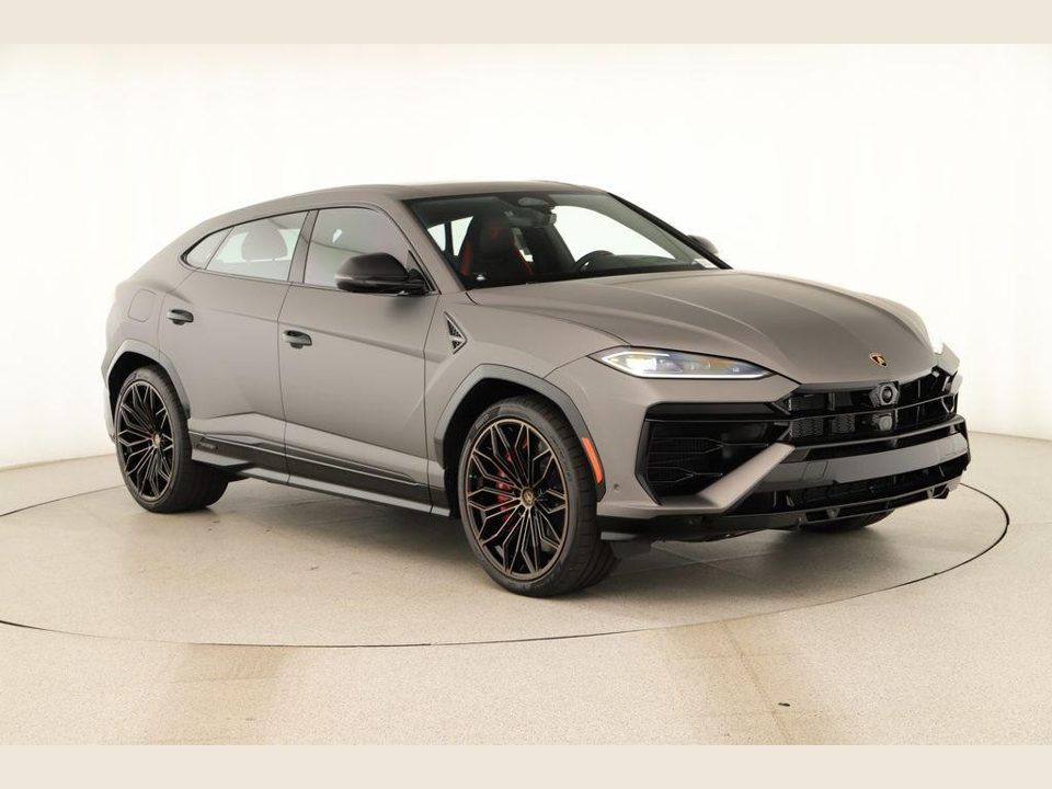 2026 Lamborghini Urus SE