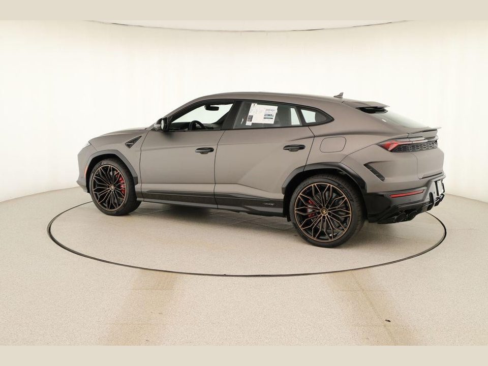2026 Lamborghini Urus SE