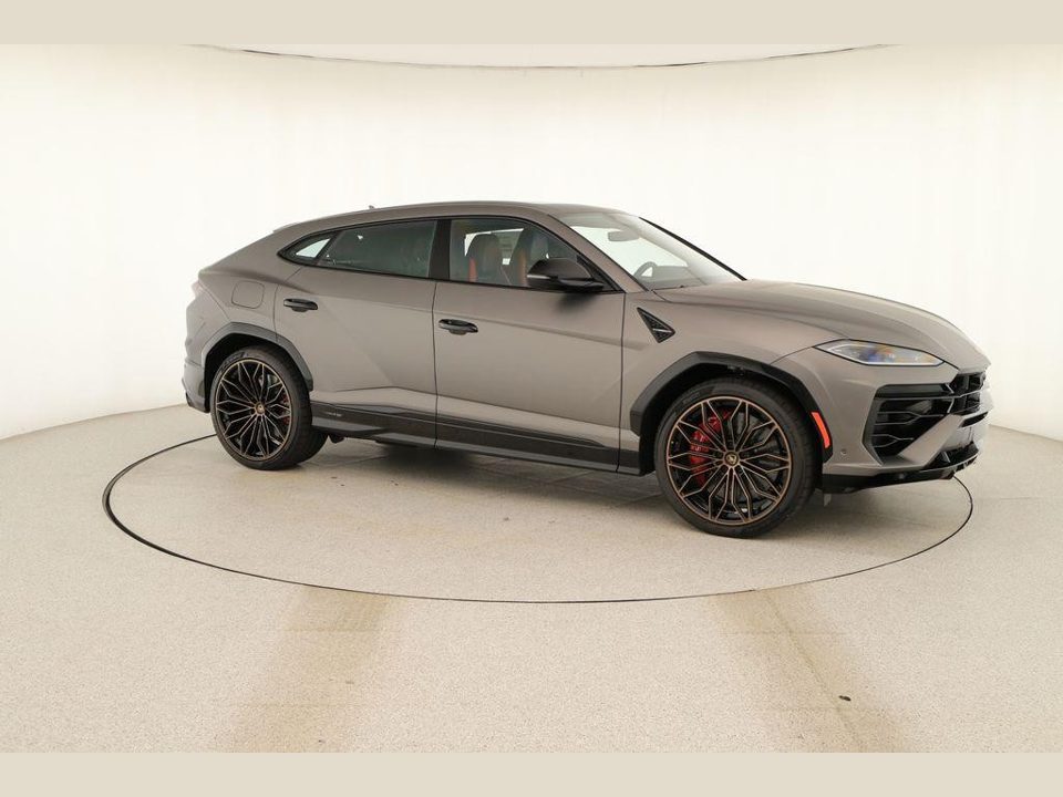 2026 Lamborghini Urus SE