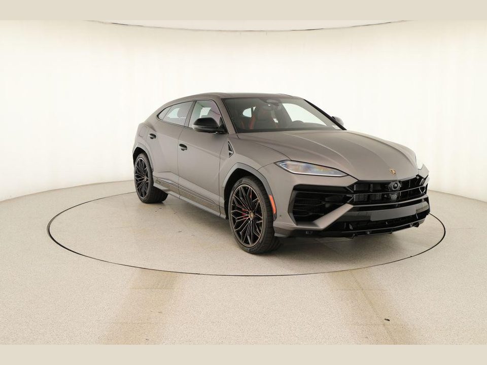 2026 Lamborghini Urus SE