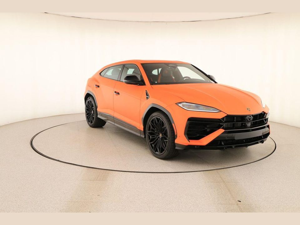 2026 Lamborghini Urus SE