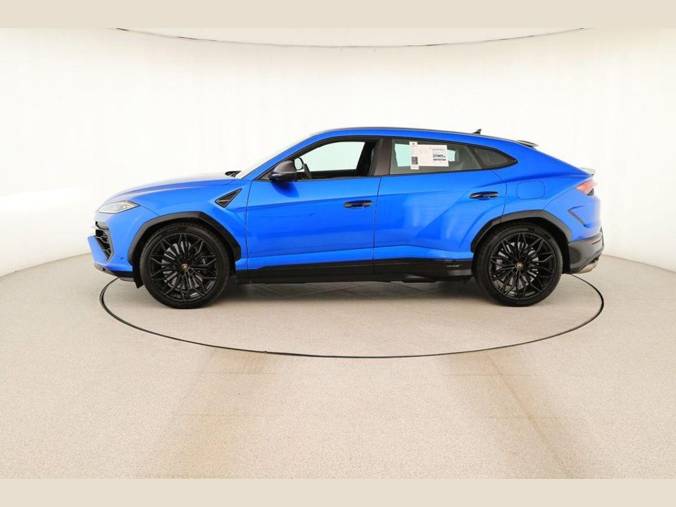 2025 Lamborghini Urus SE