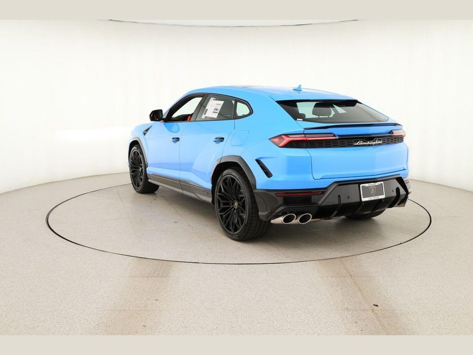 2026 Lamborghini Urus SE