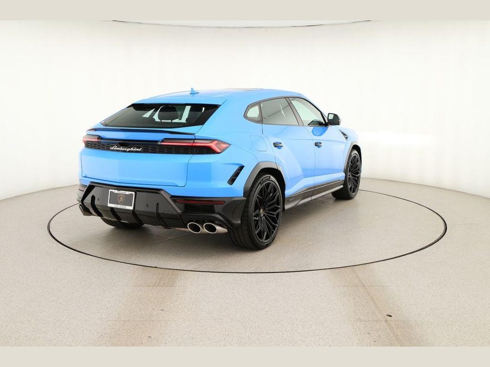 2026 Lamborghini Urus SE