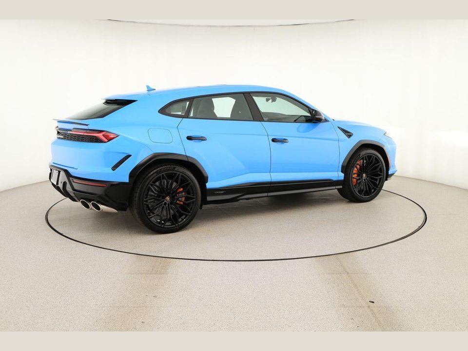 2026 Lamborghini Urus SE