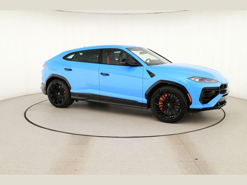 2026 Lamborghini Urus SE