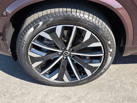 2026 Volvo XC90 Plus, B6 AWD Gas (mild hybrid), Gasoline, Bright, 7 Seats
